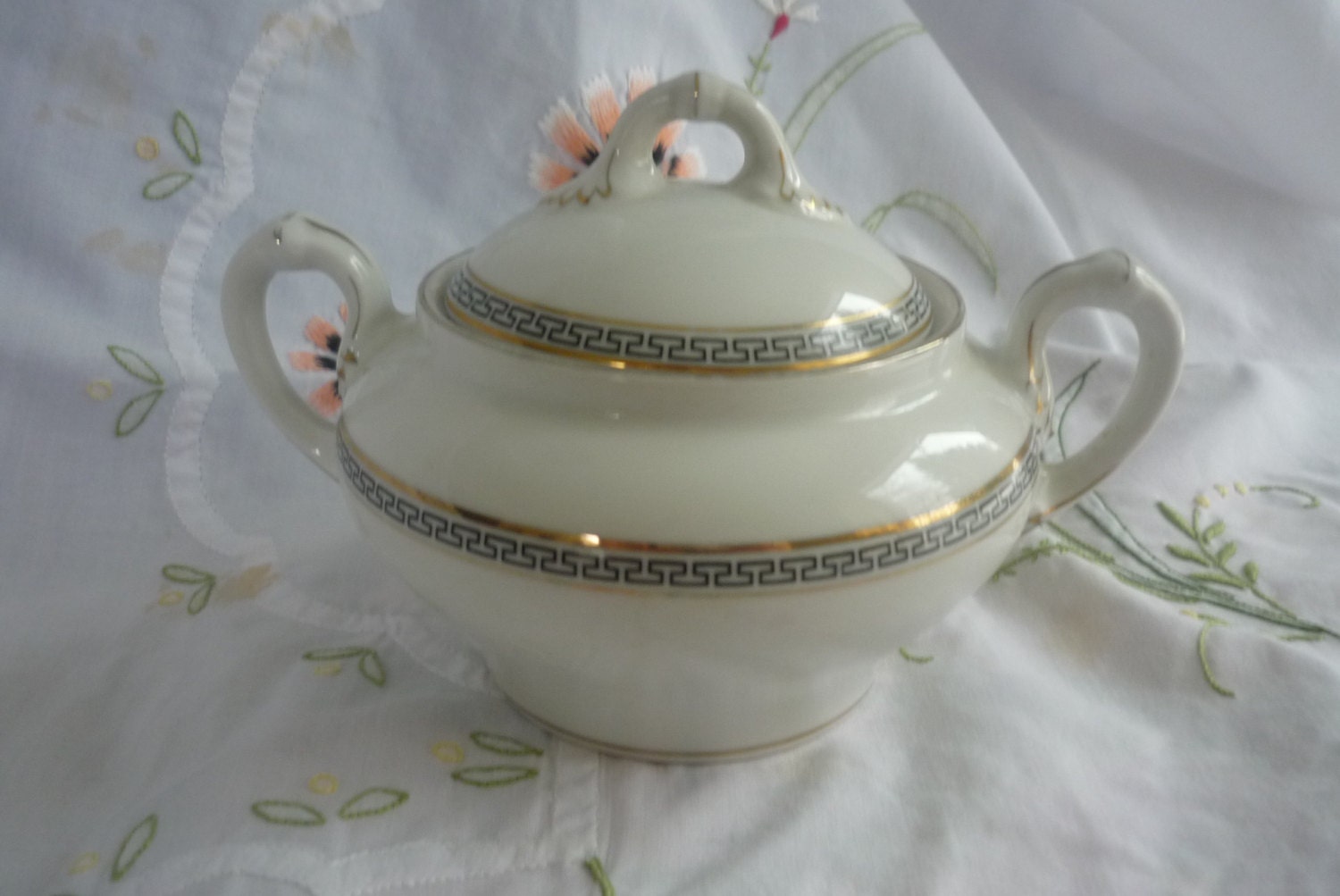 TK Thun Bohemia Czechoslovakia Sugar Bowl by LindsayJanesCottage