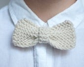 Small Cream Knit Bow