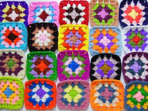 20 Crochet Granny Square Multicolor / DIY / Handmade  /  No.  TS17