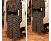 1940s Novelty Print Swing Dress Long Sleeve Day Dress Printed Party Dress Dance Dress