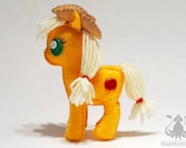 Applejack My Little Pony Petite Plush