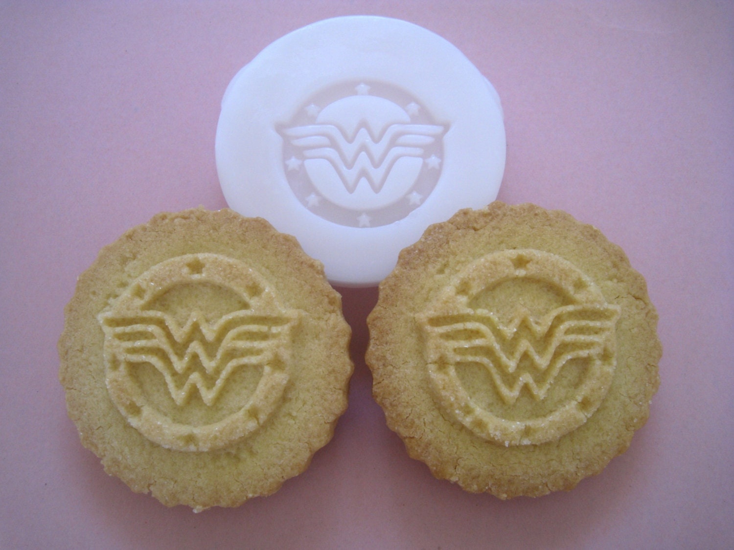 WONDER Woman inspired COOKIE STAMP recipe and instructions - make your own Super Hero Cookies