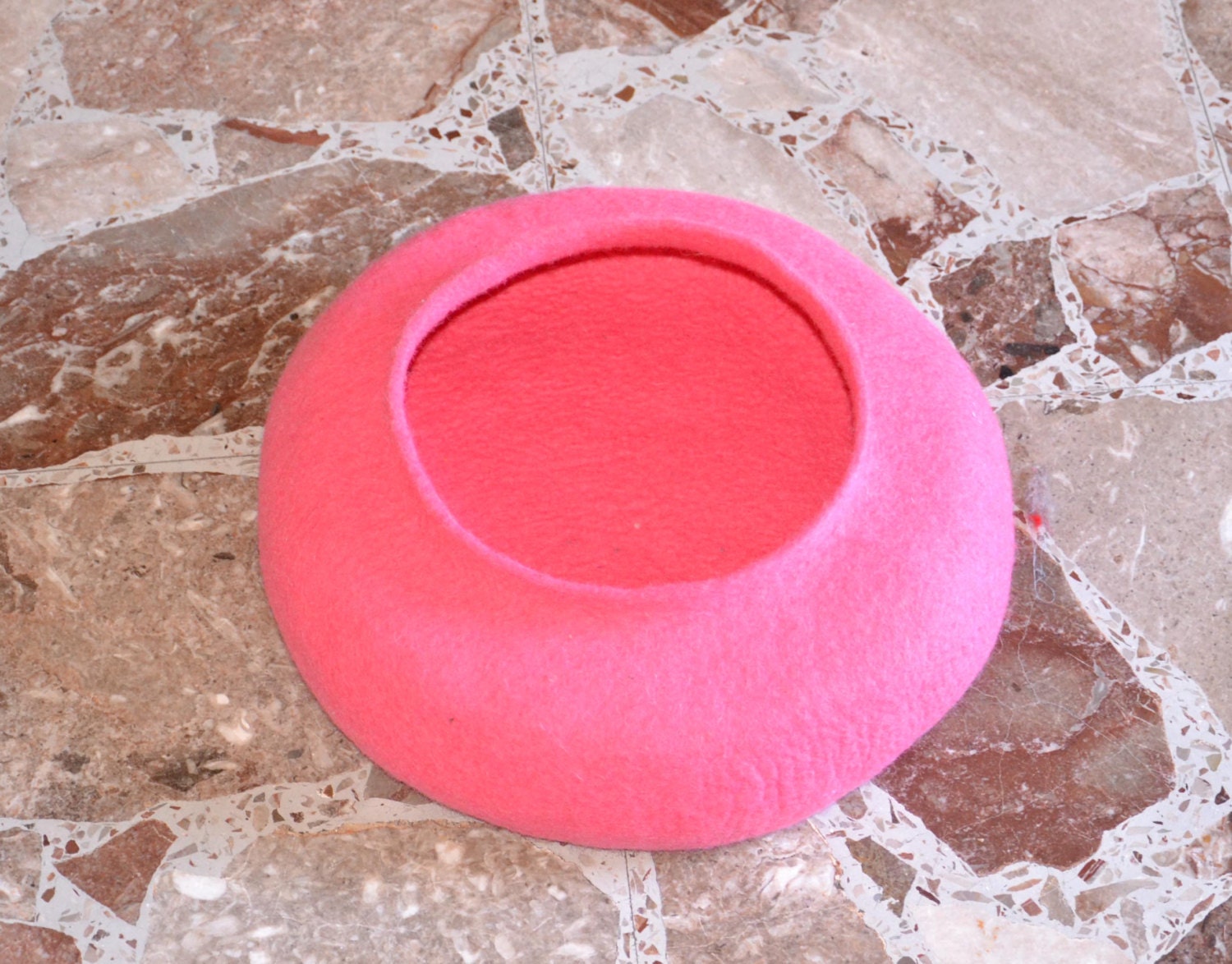 pets cave, pink fuchsia, cat bed, pink hot