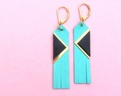 Sinki earrings mint in leather, fringes and triangles, graphic and geometric shape