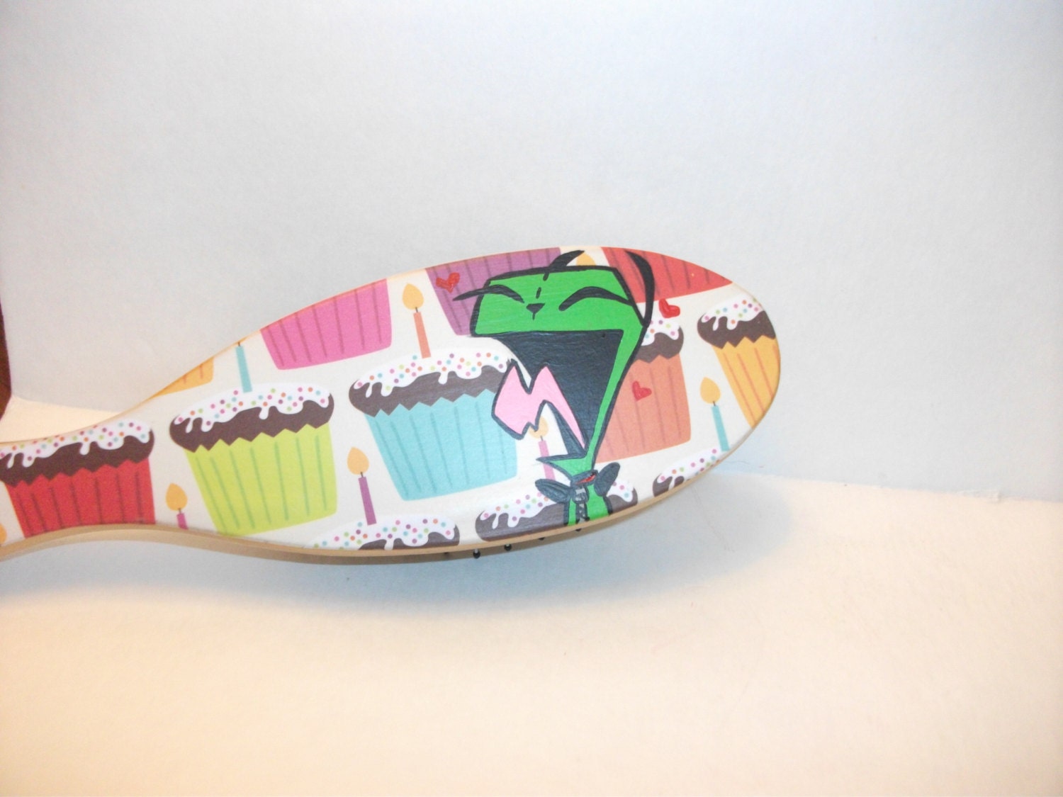 Gir Loves Cupcakes-Invader Zim Fan Art- Oval Wire Pin Paddle Hair Brush- Hand Painted and Papered
