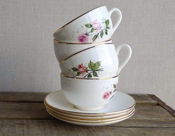 vintage floral tea cup and saucer set - 8 pieces made in USA