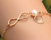 SALE . Infinity Bracelet -Gold personalized Charm.eternity, infinity, maid of honor, bridal gifts, bridesmaids, eternal friendship, bridal.