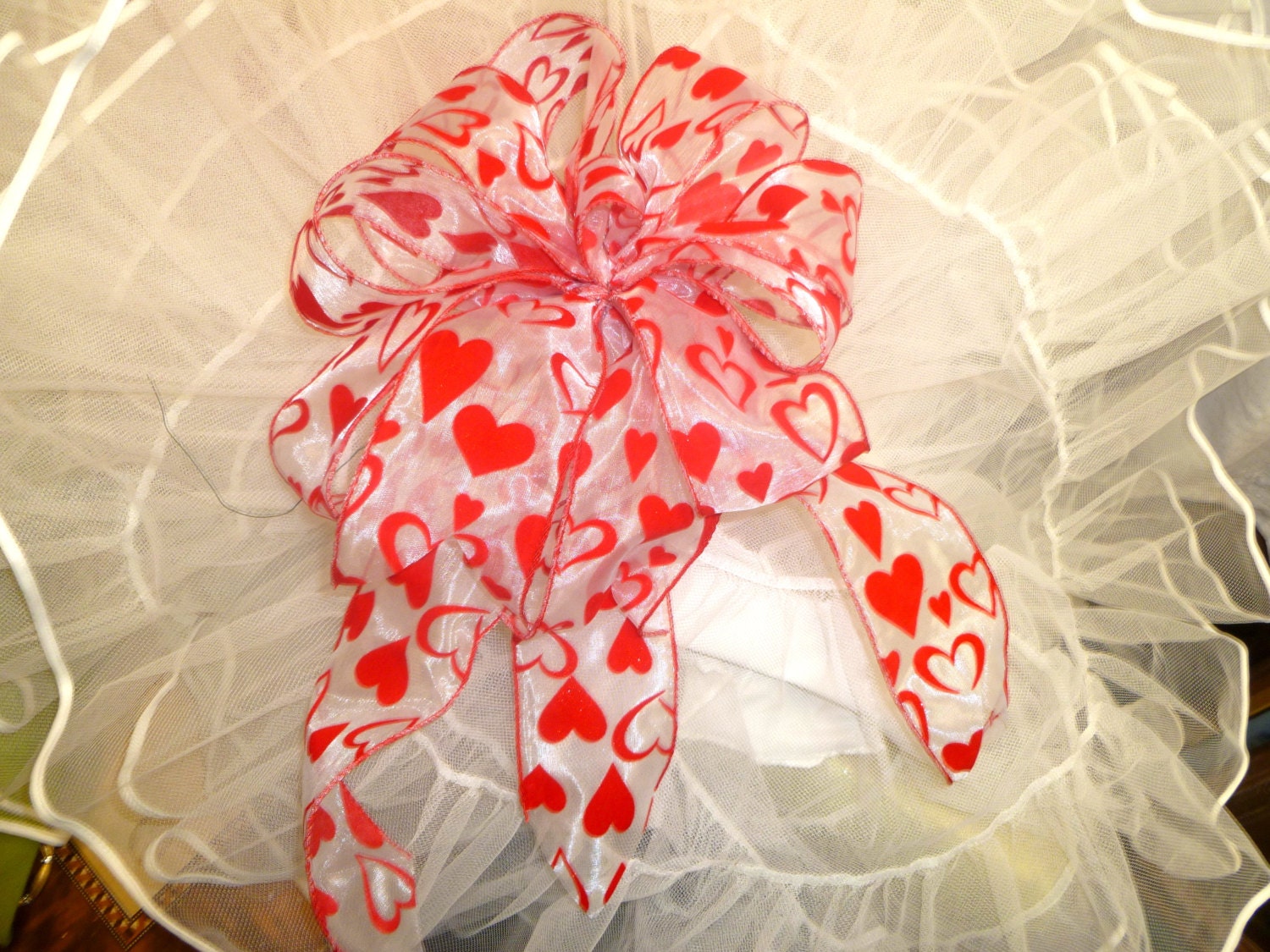 Wreath Party Gift Wredding Bow  French Wired Fine Florist Flocked Hearts  Use for your decor