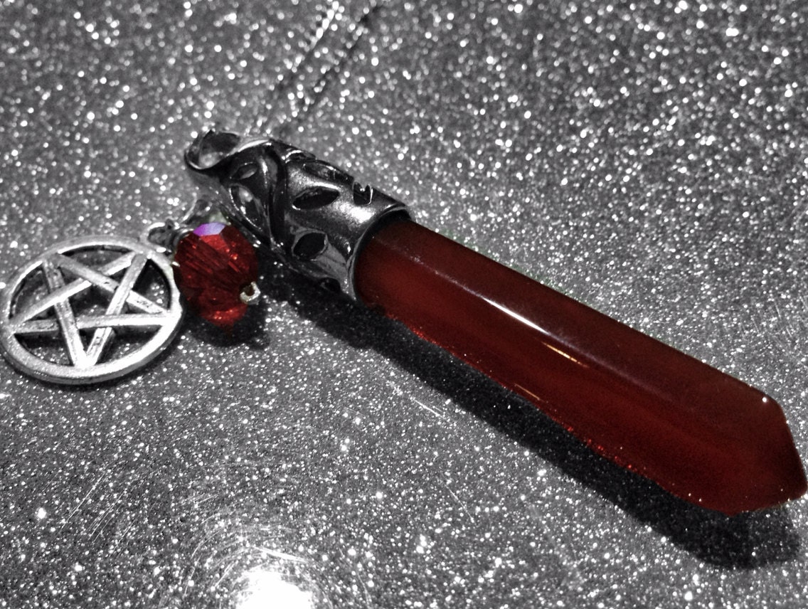 Carnelian And Swarovski Crystal Triquetra Pendulum
