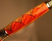 Wood Pen with crazy pattern in sculptured gold setting