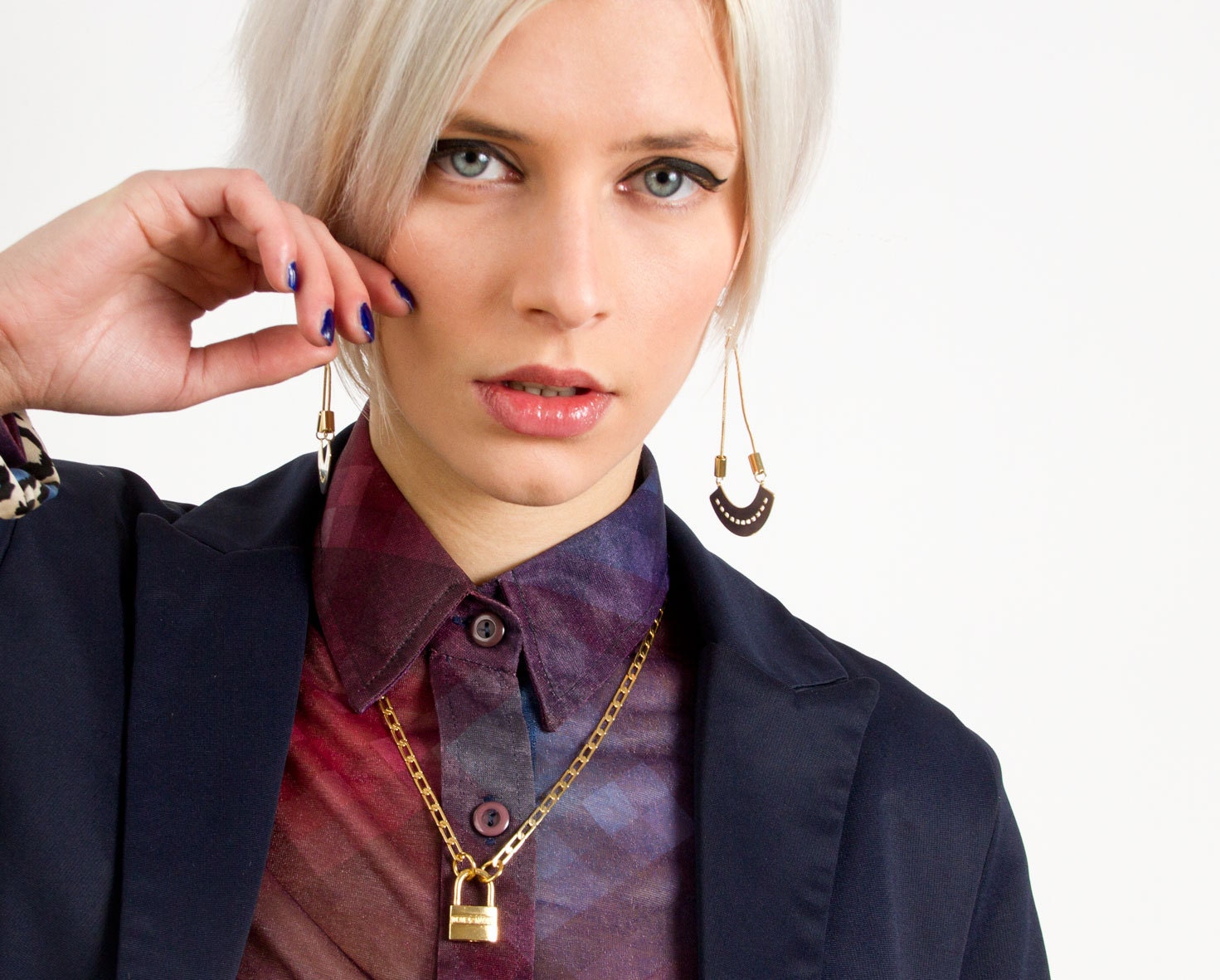 Icon padlock necklace - padlock pendant - chain necklace