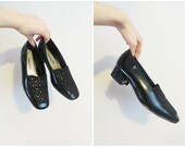 Vintage Block Heel Shoes / Black & Gold Retro Shoes / UK Size 4
