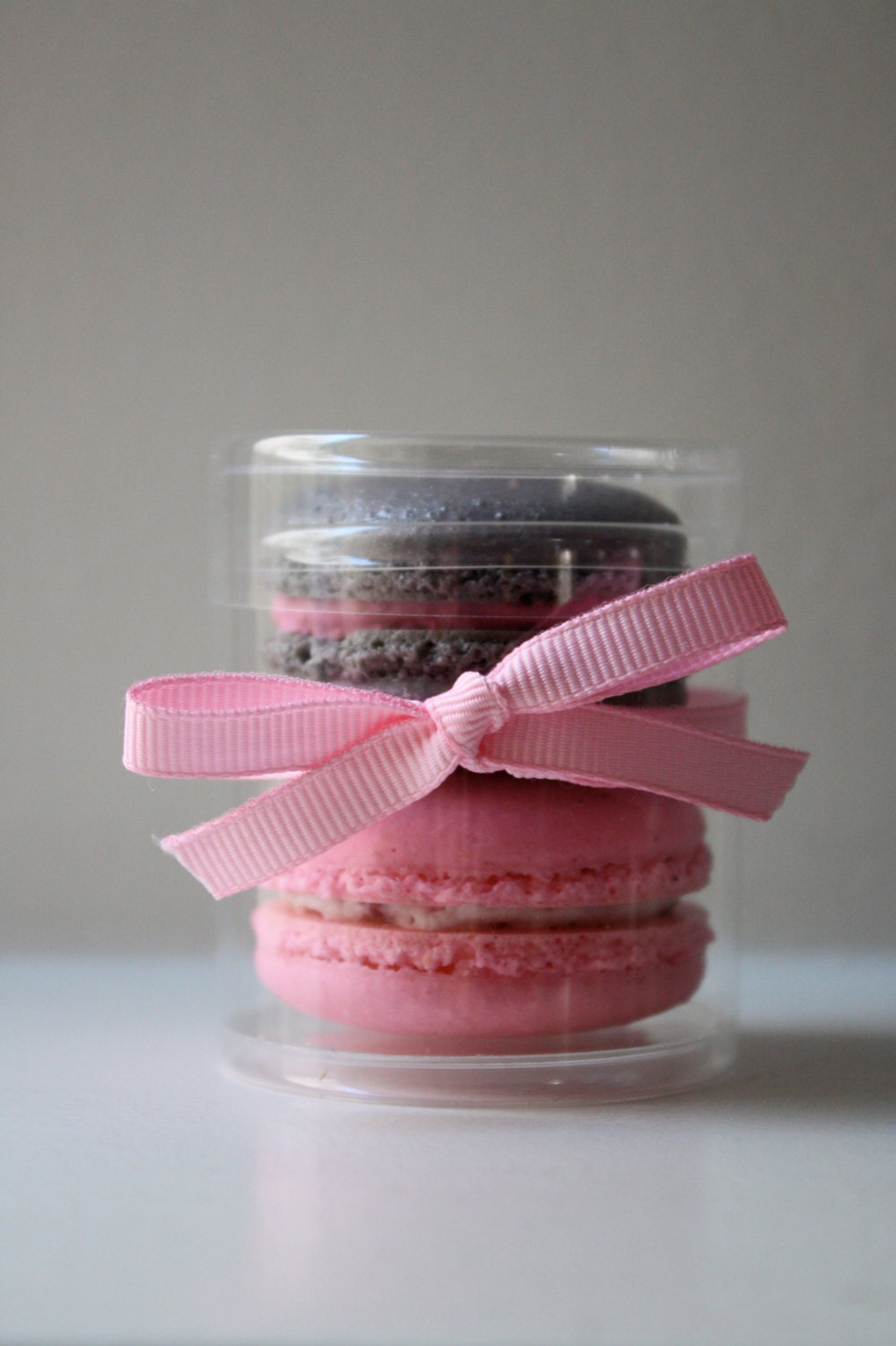 French Macaron Party Wedding Favor Cylinder Clear Box 2 French Macarons