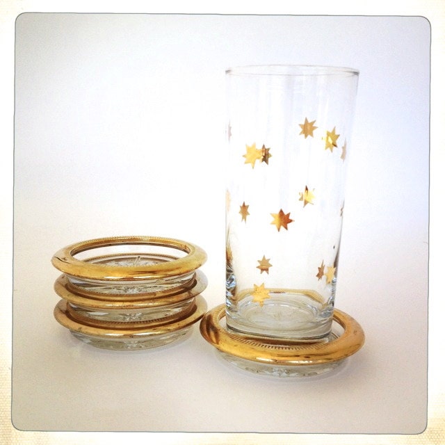 vintage coasters pressed glass starburst gold tone rim Italy set of 4