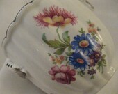 Hand Painted Vintage Mottahedeh Mug Cup Italy Flowers Ridged Handles