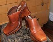Vintage Mia  Brown Leather Clogs, early 90s era, size 9
