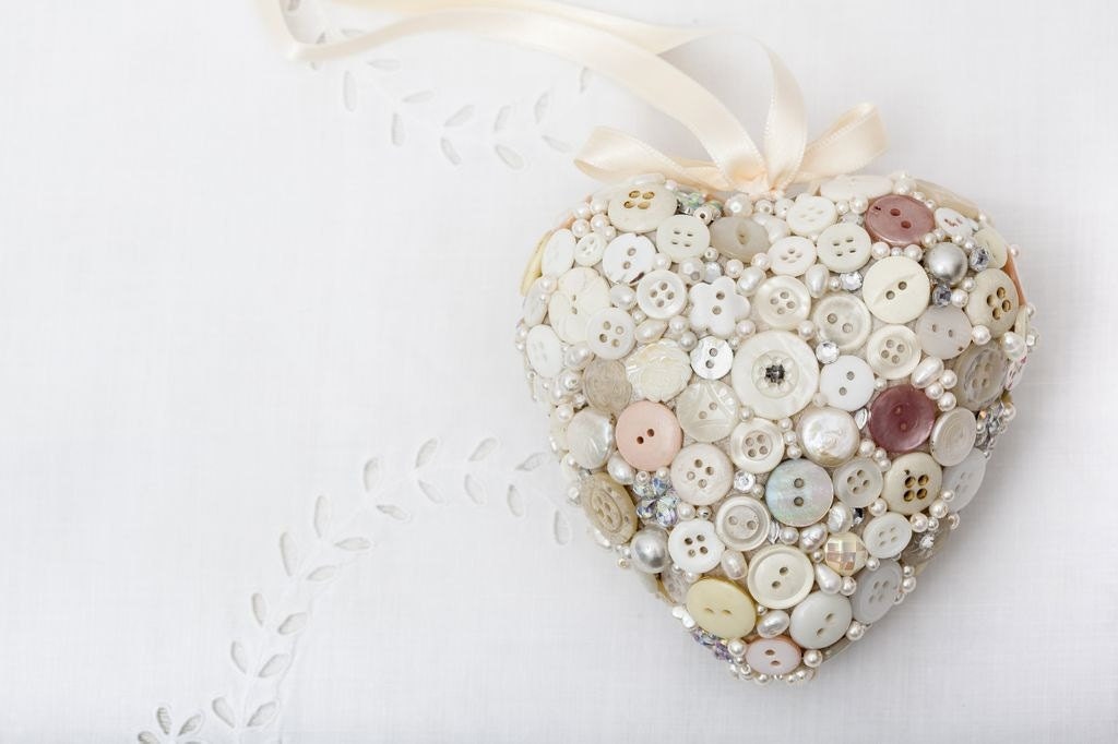 Vintage Style Pearly Heart