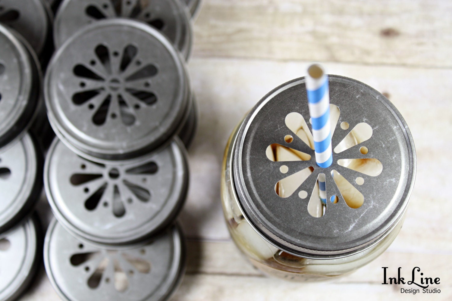 10 MASON JAR LIDS - Pewter daisy cutout - mason jar lids silver paper straw rustic vintage wedding party