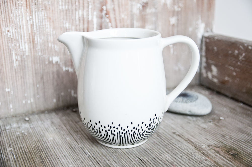 Mother's Day, Hand-painted vintage jug "somewhat angular"
