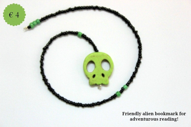 Friendly alien bookmark