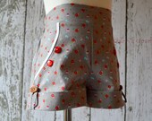 Gray Floral Summer Sailors