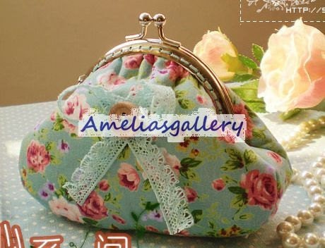 MAKE IT YOURSELF - Handmade small floral lace clutch coin bag purse sewing kits