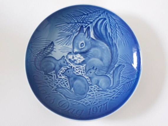 royal copenhagen squirrel