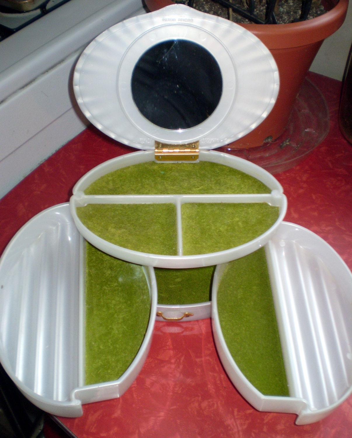 Vtg Rialto JEWELRY BOX with Swing Out Drawers '60s Mid Century Mod Faux MOP