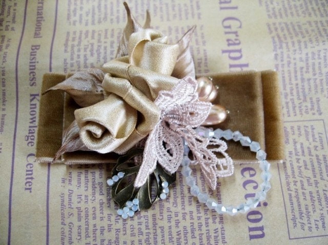 fascinator/corsage/handmade champagne rose/flower/ /ribbon/hair clip/wedding bridal hair accessaries/headpiece/prom/cocktail