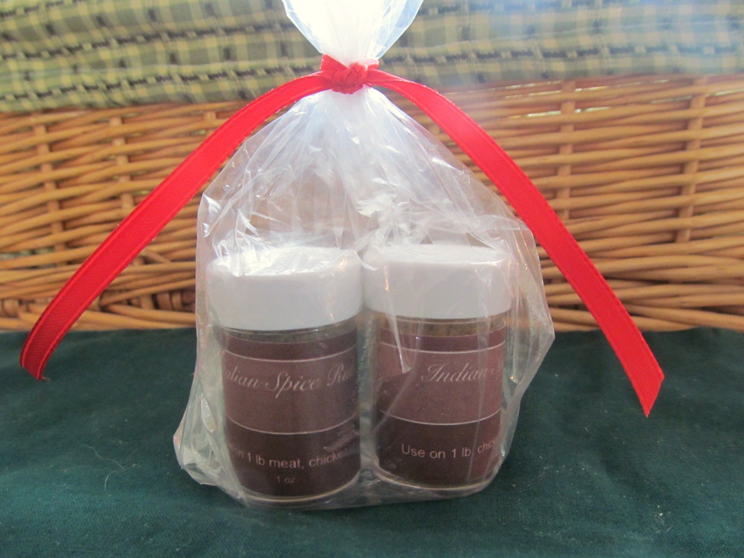 Homemade Spice Rub Party Favors