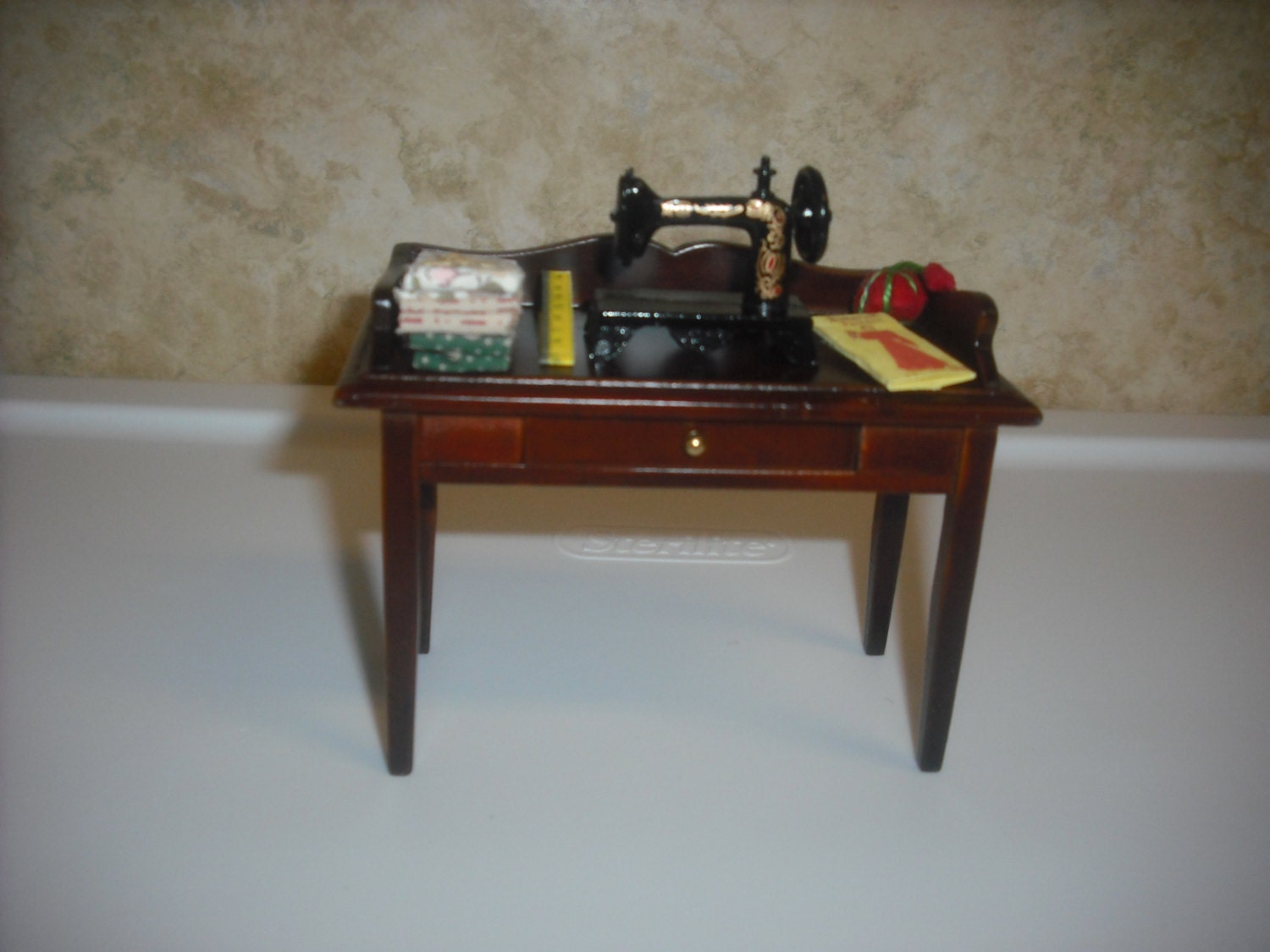 1:12 scale dollhouse miniature sewing table w/ handmade items