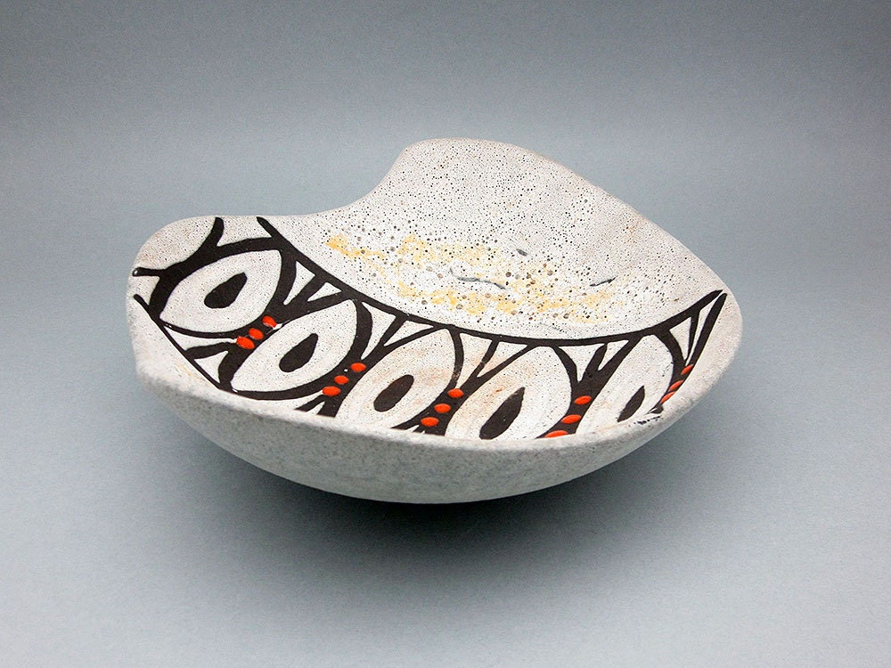 Vintage ceramic bowl / serving dish by Scheurich (West German Pottery)