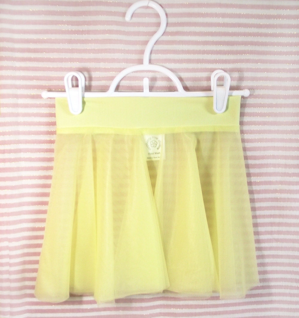 Children's Mesh Chiffon Dance Skirt - Pale Yellow - Small/Medium