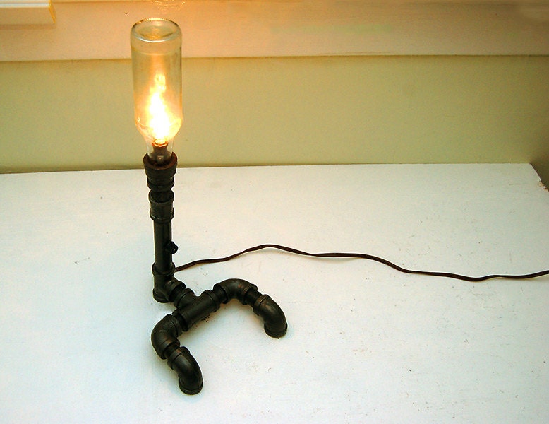 Industrial Desk Lamp, steampunk pipe lamp, plumbing pipe upcycled industrial lighting. Pipe light.