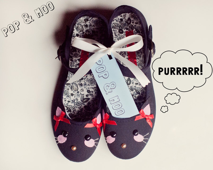 Cute cat mary janes / Kawaii kitty face shoes / Adorable quirky womens flats UK Size 6 (EUR 39, US 8)