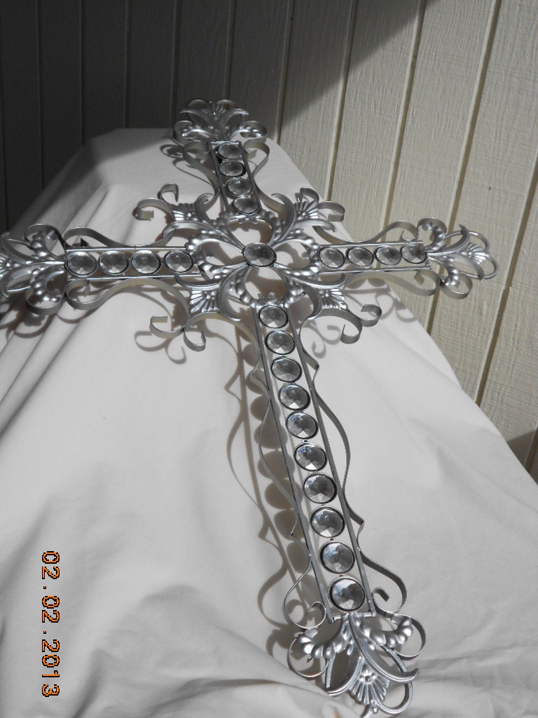 Modern, Upcycled, Classy,Decorative ,Ravishing ,Wall Hanging , Metal ,Large Metal, Shabby Chic, Vintage, Silver Leaf Cross