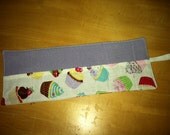 Cupcakes Crayon Roll
