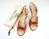 Tanino Crisci / IT 35.1/2, US size 5.5 / handmade/ leather strappy sandals/ made in Italy