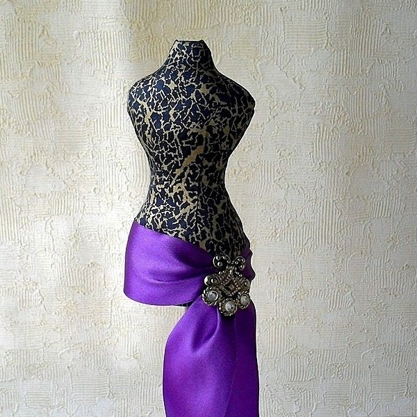 Handmade Mannequin dress form Accessories Display Vintage buckle