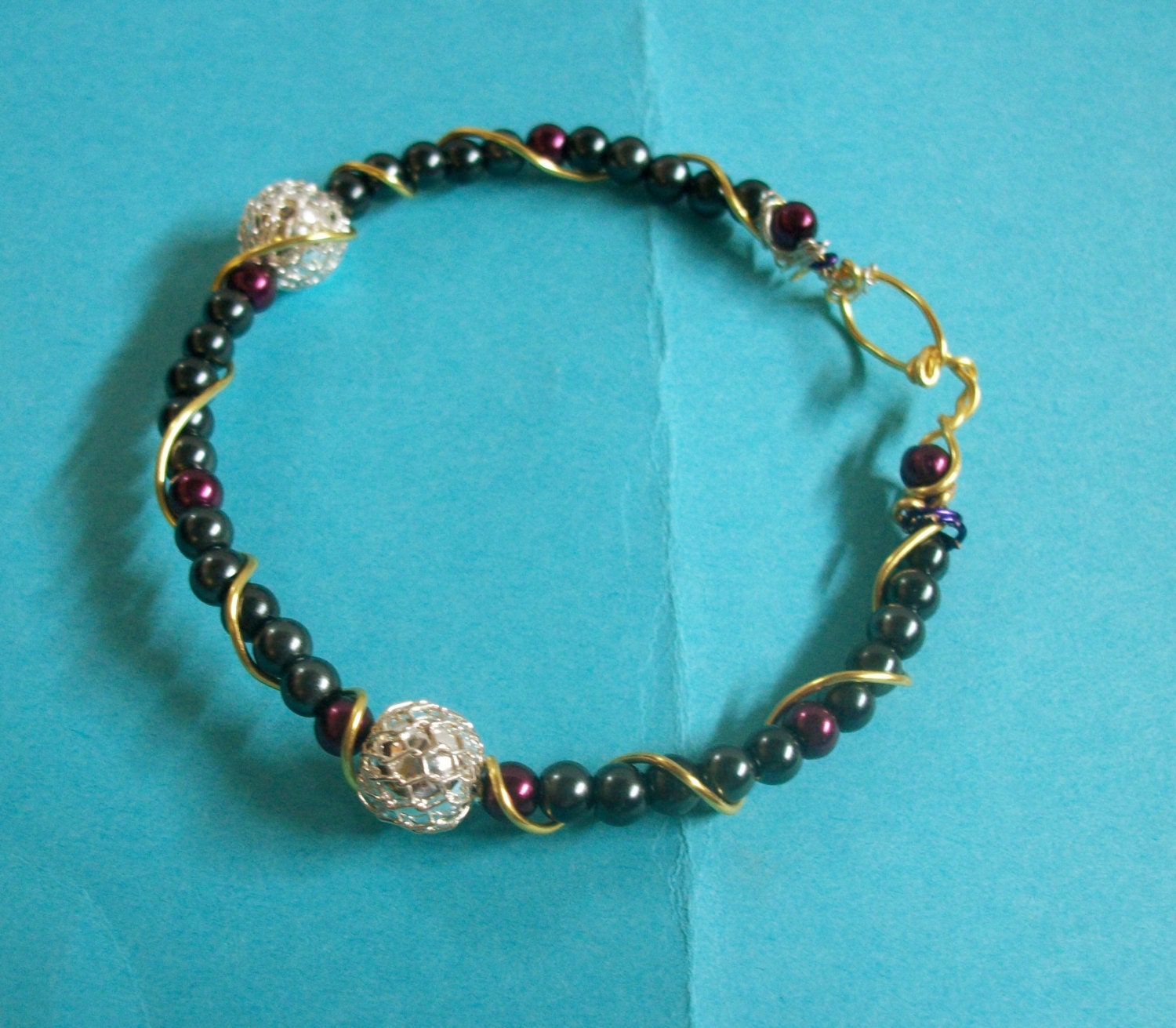 Wire Weaving Handmade Delicate Gold Tone Wire and Black Peal Bracelet Wire Wrapped Jewelry Wire Weaving