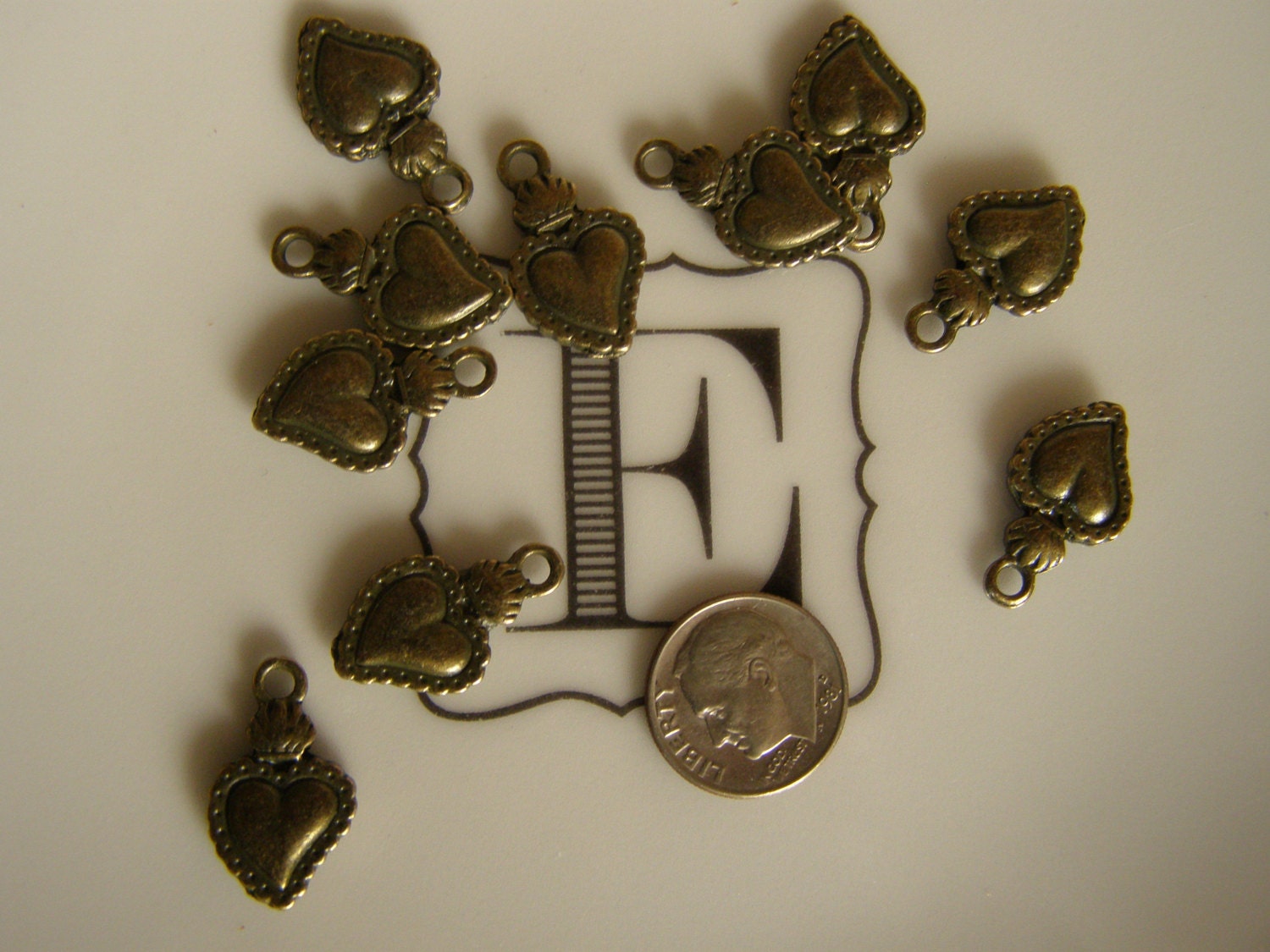 Lot Of 10 Flaming Hearts Frida Kahlo Milagros Charms Steampunk Earrings Bracelet Pendant Jewelry Finding Crafts