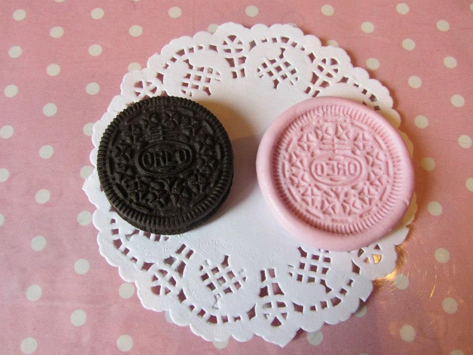 Oreo mold - Stampino oreo, Polymer clay flexible (original oreo size)