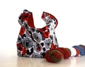 Romantic Posies Mini Wristlet- Keys - bridesmaid - Phone - headphones, Cosmetics - Travel - Gift giving - self closing - Kindle Fire