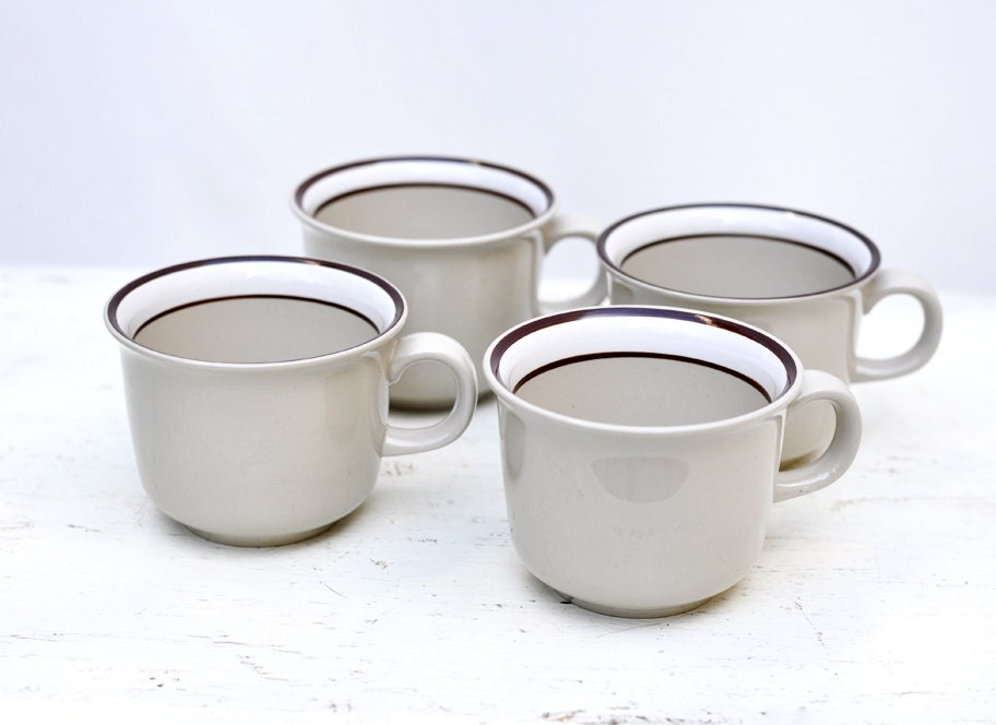 vintage coffee mugs