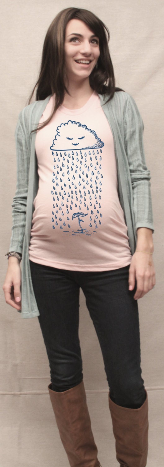 Lil' Sprout Maternity Tshirt in Light Pink (Made in USA)
