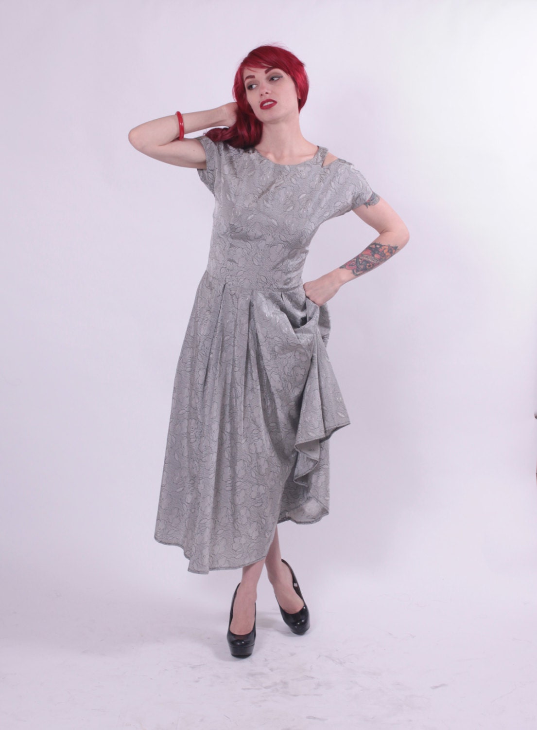 50s Dress - Gray and Black with Full Sweep - Rose Design - Medium