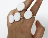 white dot ring