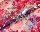 BEE Leather bracelet (free shipping)