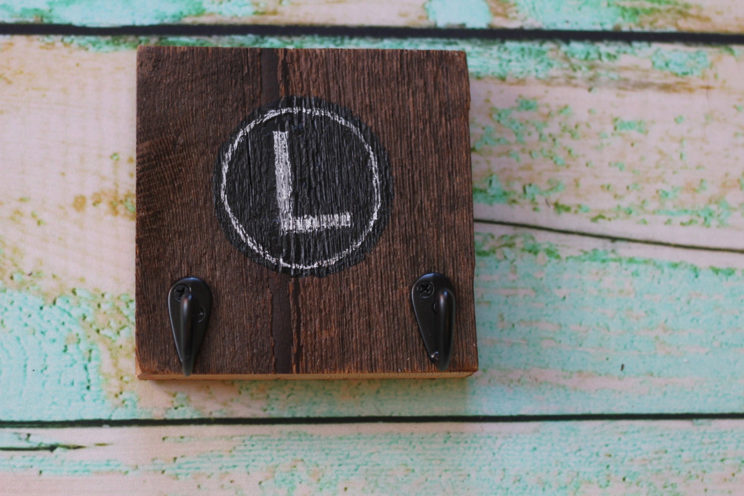 Barn Lumber Circle Chalk Hook
