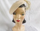 1950's Vintage Cream Velour Hat with Matching Feathers and Rhinestones Size 22